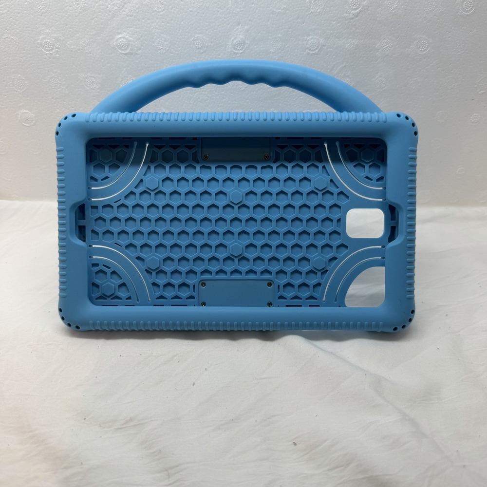 Universal Tablet Case With Built In Viewing stand 7" Blue - Picture 4 of 5